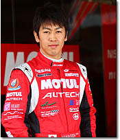 レーシングドライバー　柳田真孝